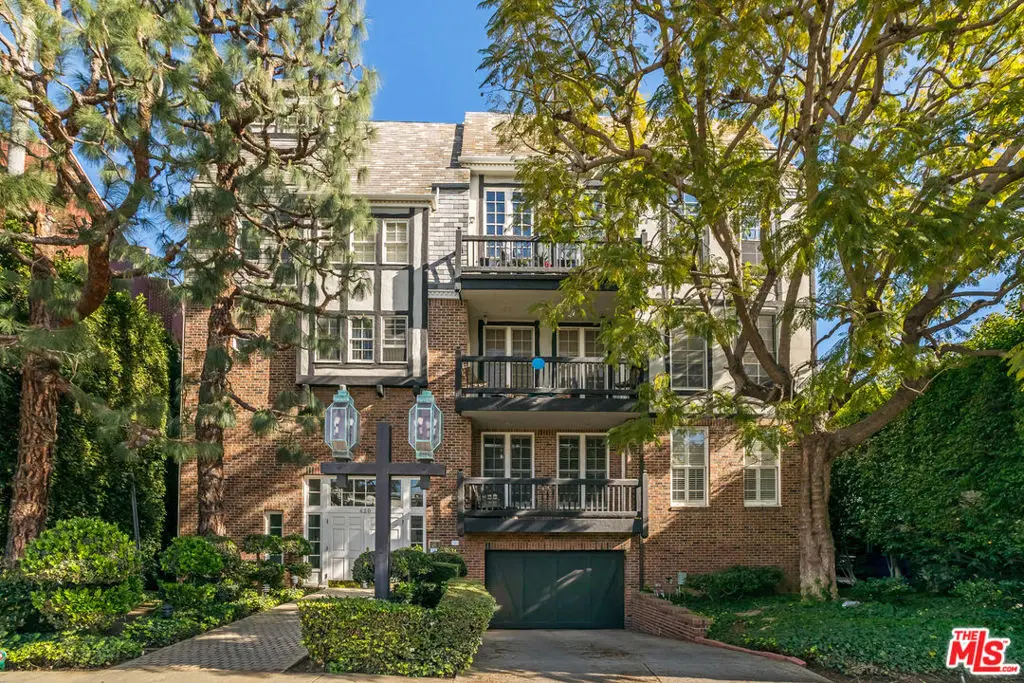 420 S Barrington Avenue #PH302, Los Angeles, CA 90049 - #1