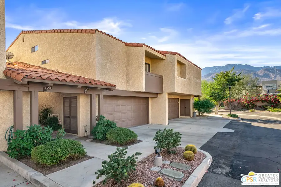 323 S Calle Jasmin, Palm Springs, CA 92262 - Image #2