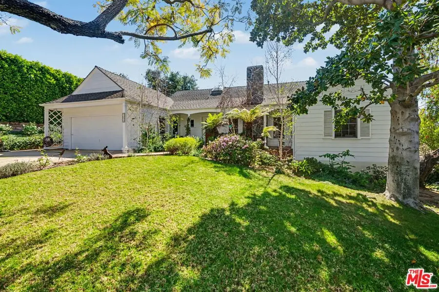 11376 Thurston Place, Los Angeles, CA 90049 - #2