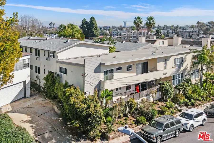 3410 Club Drive, Los Angeles, CA 90064 - Image #2