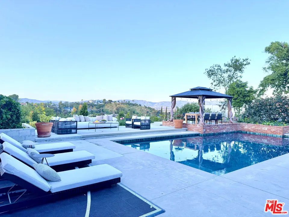 3328 Red Rose Drive, Encino, CA 91436 - Image #1