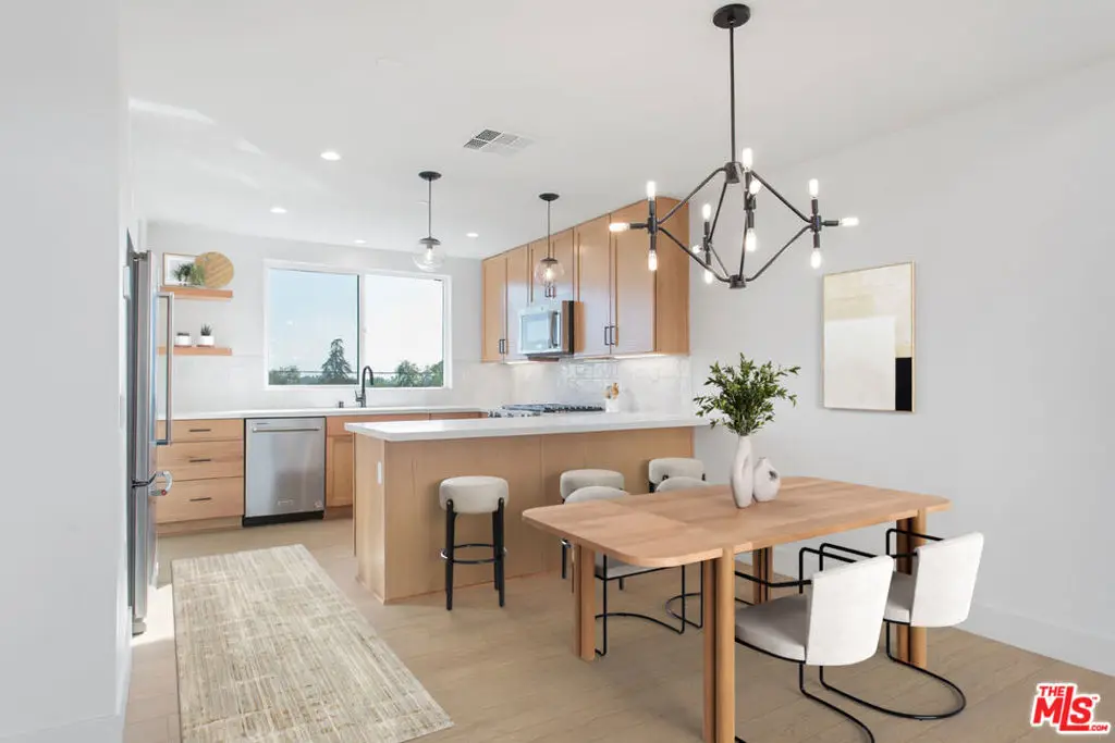 11210 W Lyon Lane #16, North Hollywood, CA 91606 - #1