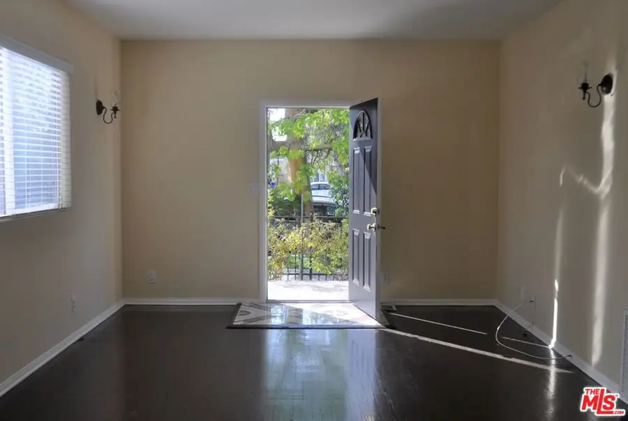 1816 S La Brea Avenue, Los Angeles, CA 90019 - Image #2