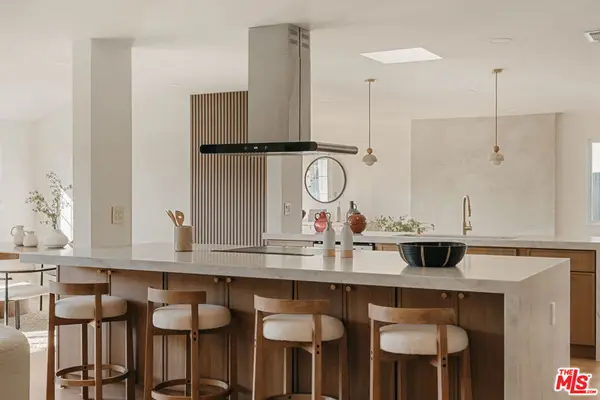 1525 Rogue Street, Placentia, CA 92870