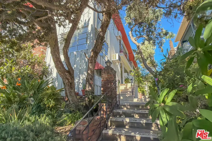 4507 Finley Avenue #6, Los Angeles, CA 90027 - Image #2