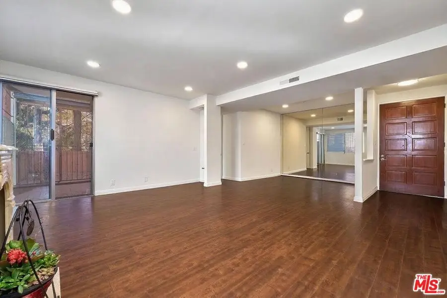 3315 Griffith Park Boulevard #101, Los Angeles, CA 90027 - #2