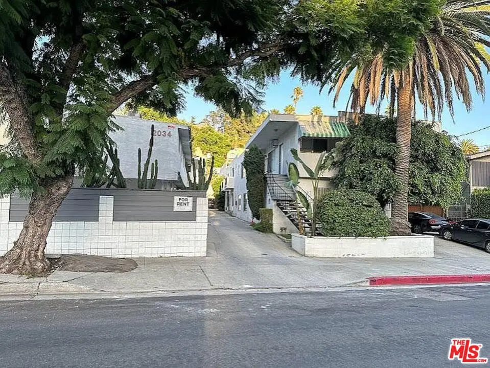 2030 Holly Drive, Los Angeles, CA 90068 - #1