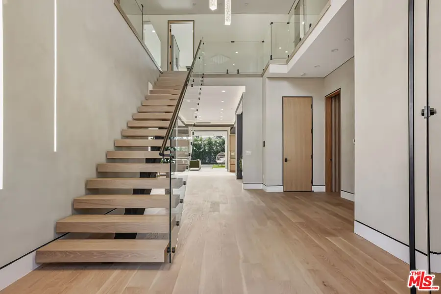 12952 Huston Street, Sherman Oaks, CA 91423 - #3