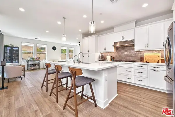 4101 Adishian Way, Corona, CA 92883