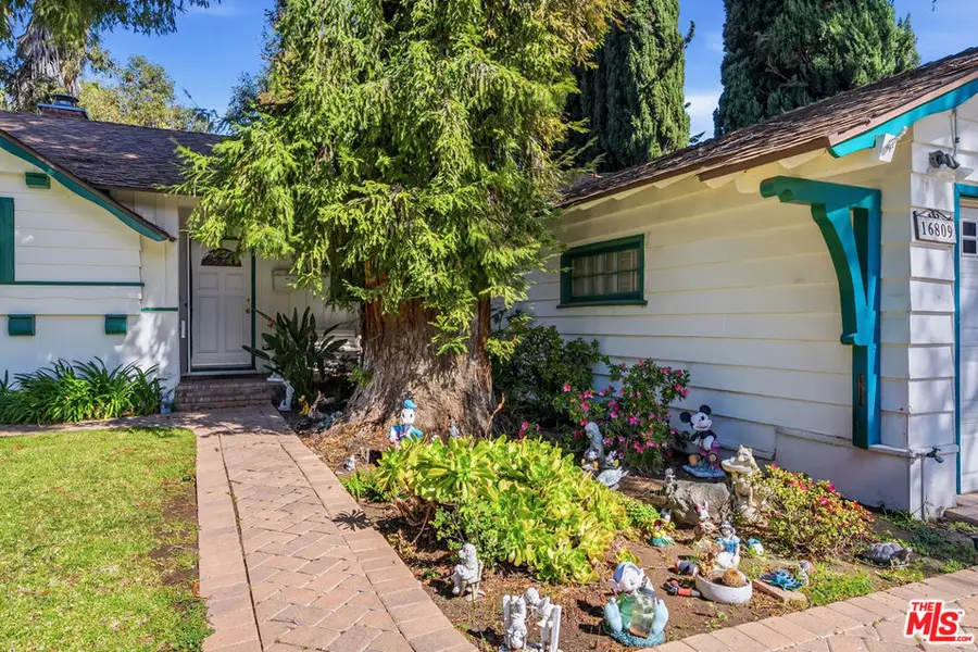 16809 Armstead Street, Granada Hills, CA 91344 - #3