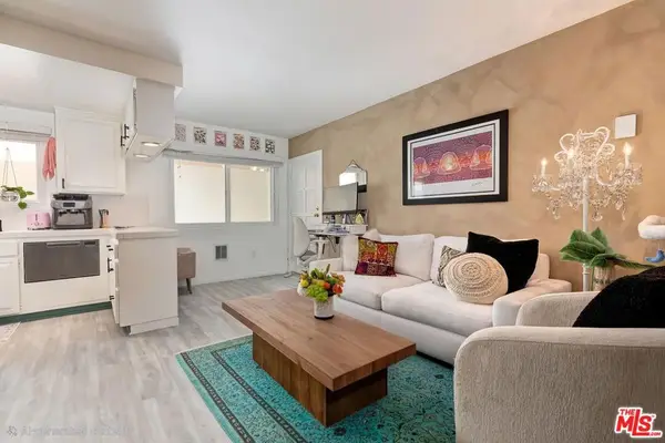 8155 Manitoba Street #12, Playa Del Rey, CA 90293