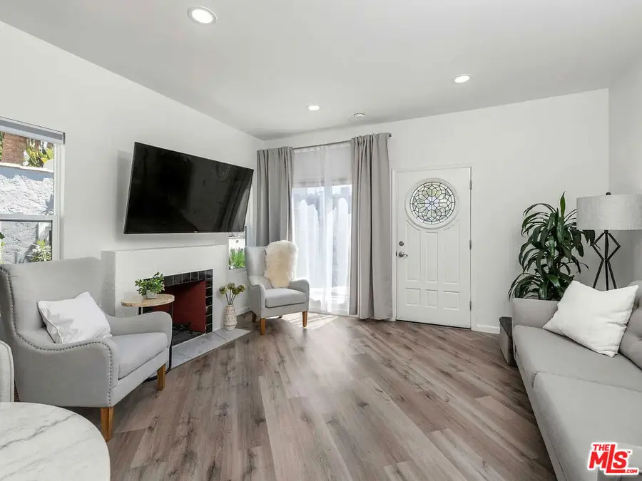 8823 Betty Way, West Hollywood, CA 90069 - #3