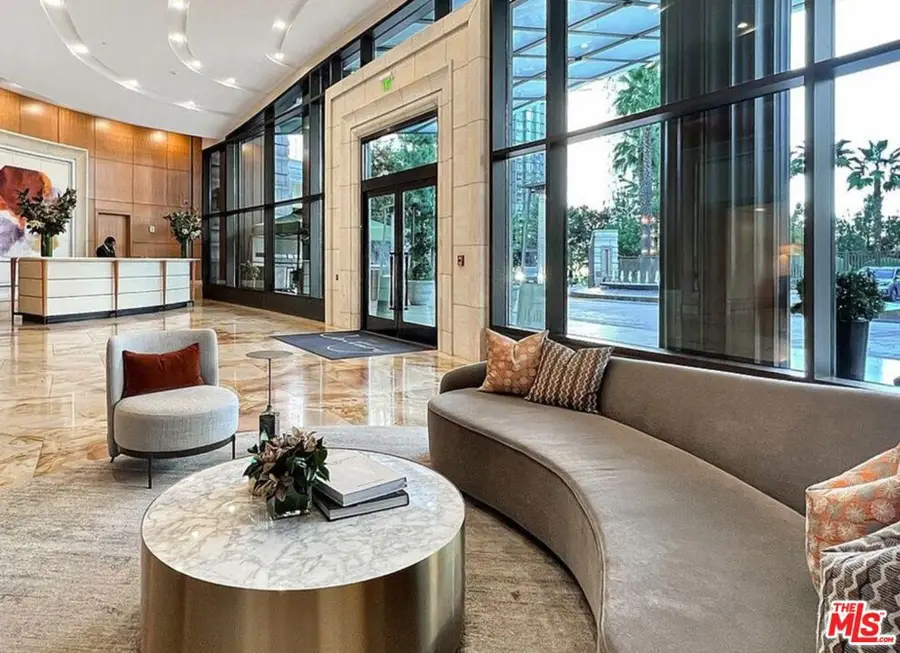 1 W Century Drive #28B, Los Angeles, CA 90067 - #2