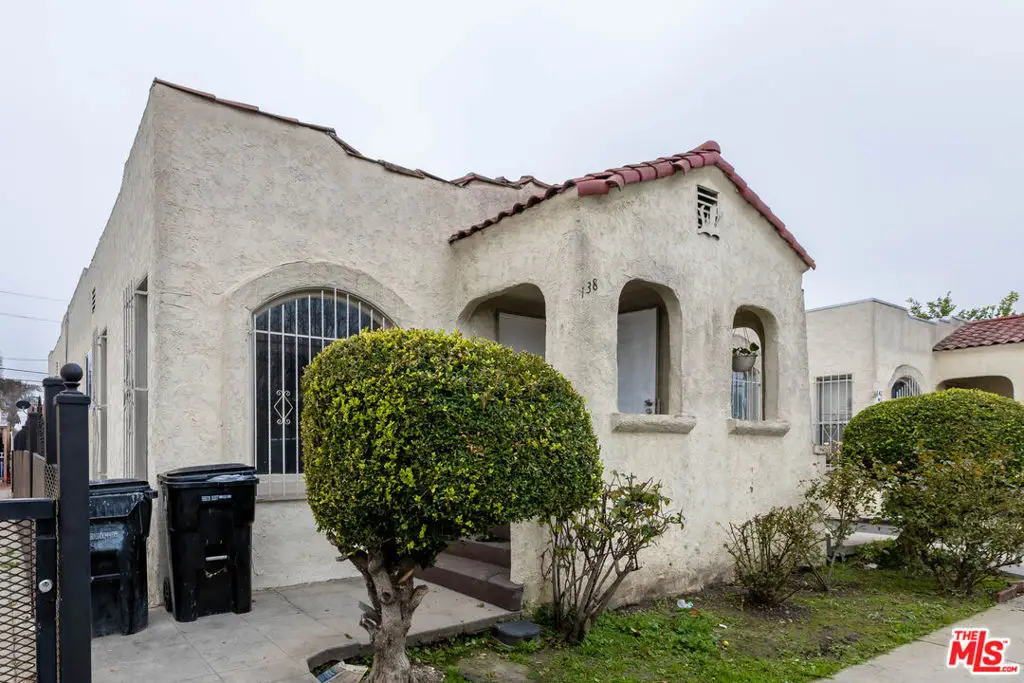 136 W 82nd Street, Los Angeles, CA 90003 - #1
