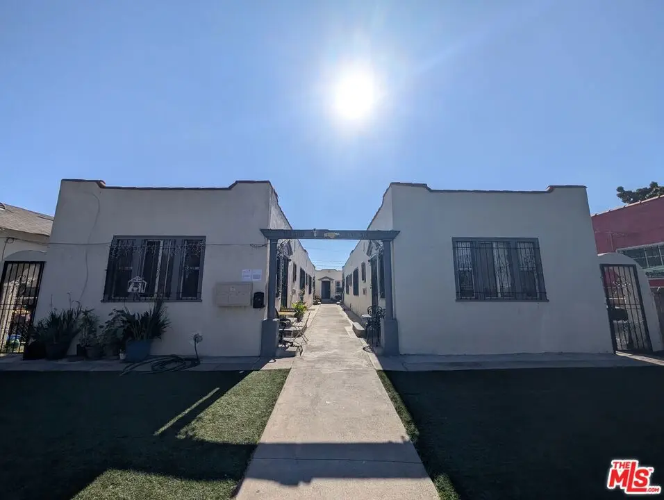 710 W 76th Street, Los Angeles, CA 90044 - #1
