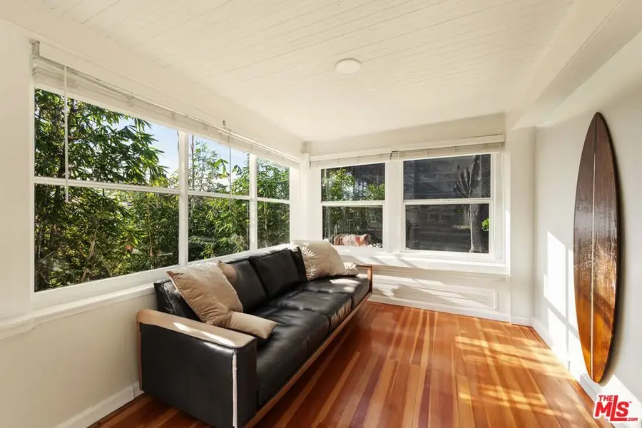 51 Sunset Avenue, Venice, CA 90291 - Image #2