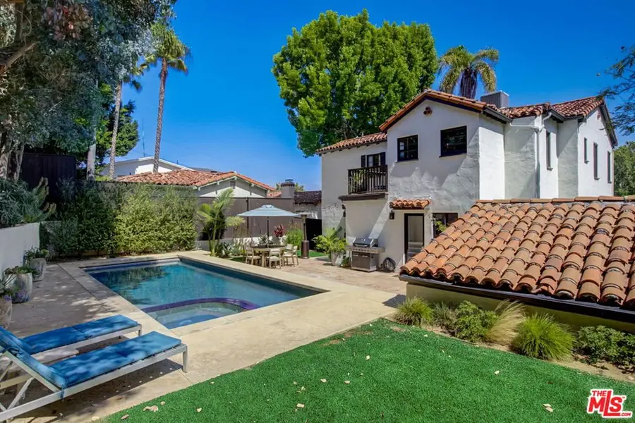 3777 Effingham Place, Los Angeles, CA 90027 - #3