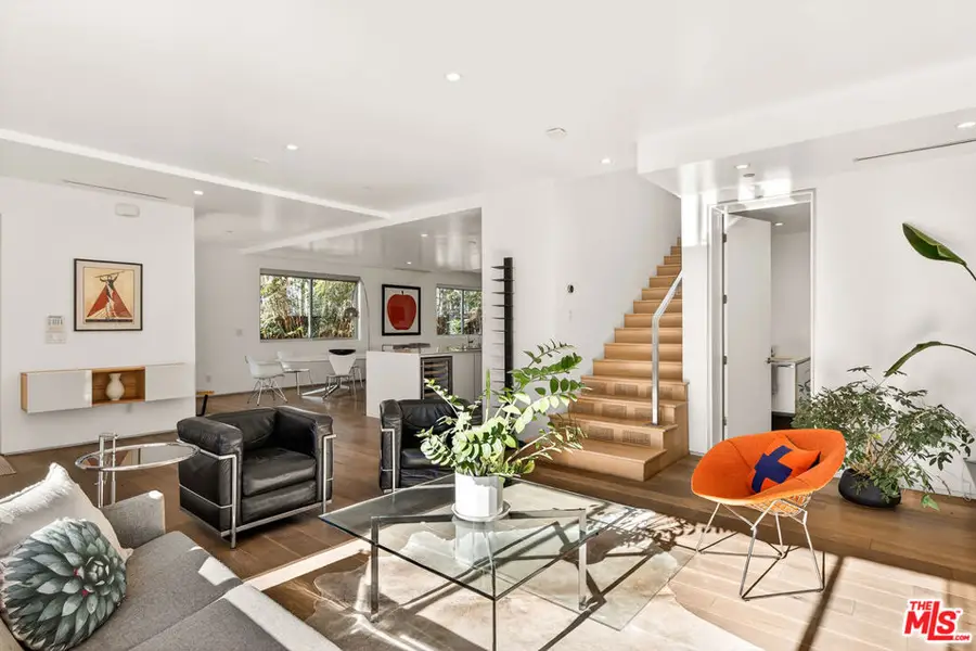 3554 Frances Avenue, Los Angeles, CA 90066 - #3