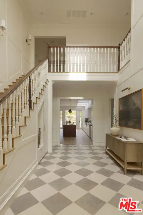 3298 Hutton Drive, Beverly Hills, CA 90210 - #3