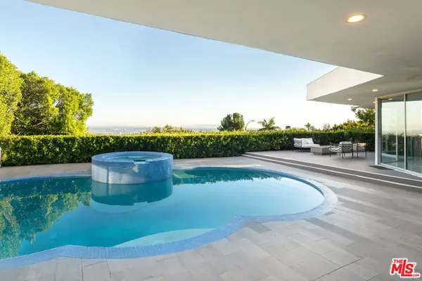 1506 Blue Jay Way, Los Angeles, CA 90069