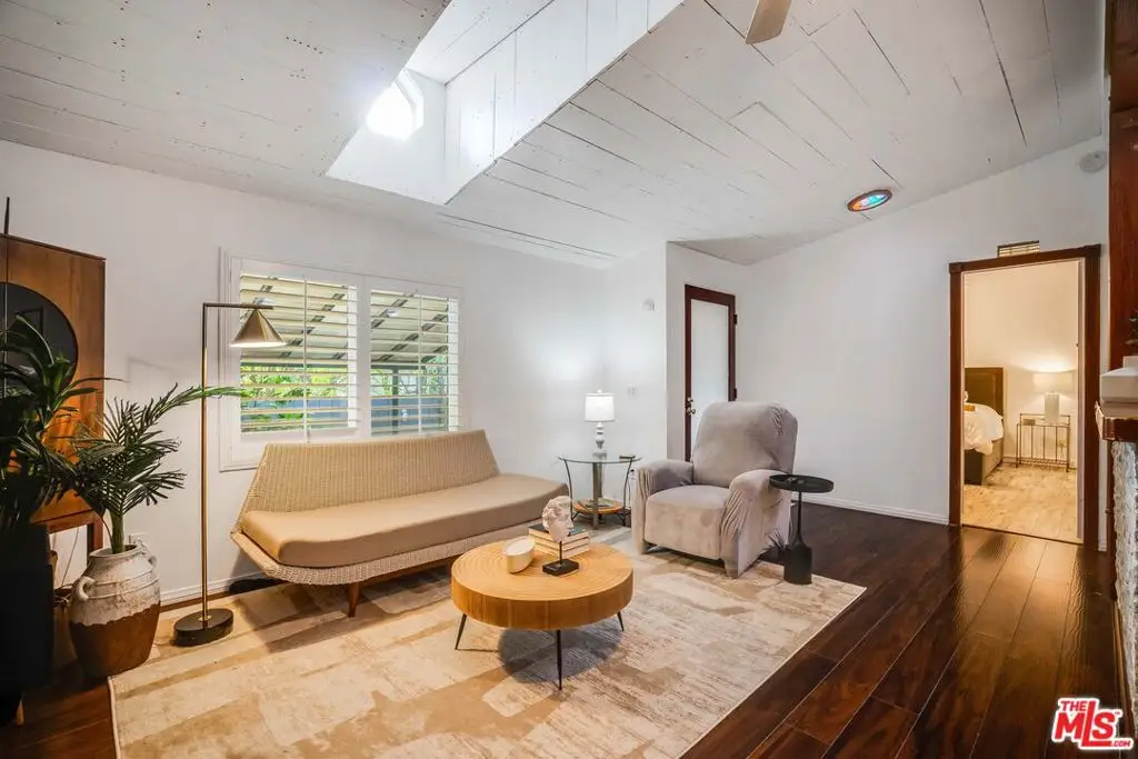 1165 Cherokee, Topanga, CA 90290 - #1