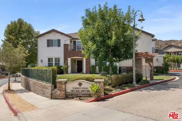 16730 Nicklaus Drive #51, Sylmar, CA 91342