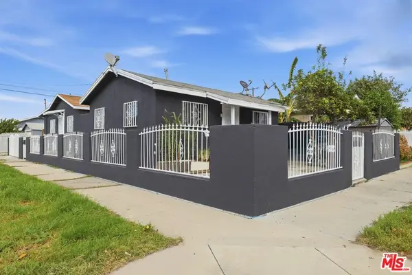 1049 W 67th Street, Los Angeles, CA 90044