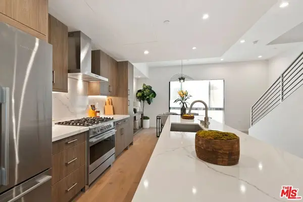 3807 S Verona Court, Los Angeles, CA 90066