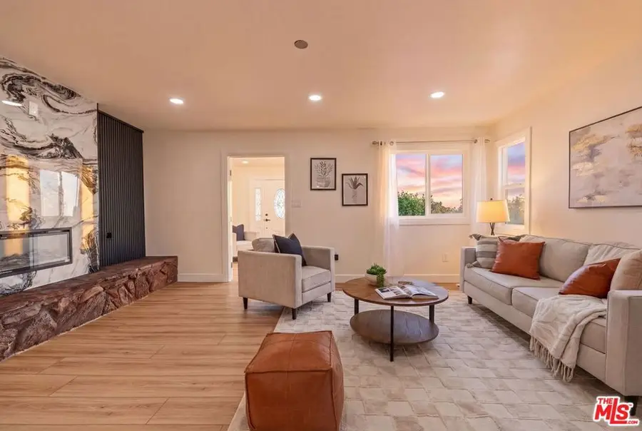 11934 S Van Ness Avenue, Hawthorne, CA 90250 - #2