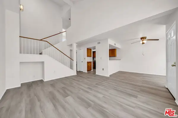 820 W Compton Boulevard #17, Compton, CA 90220