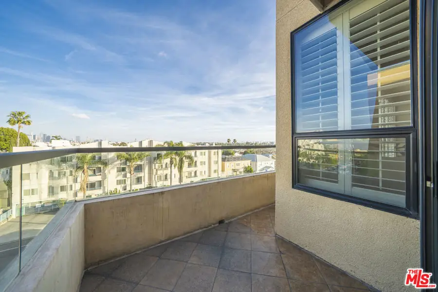871 Crenshaw Boulevard #406, Los Angeles, CA 90005 - #3