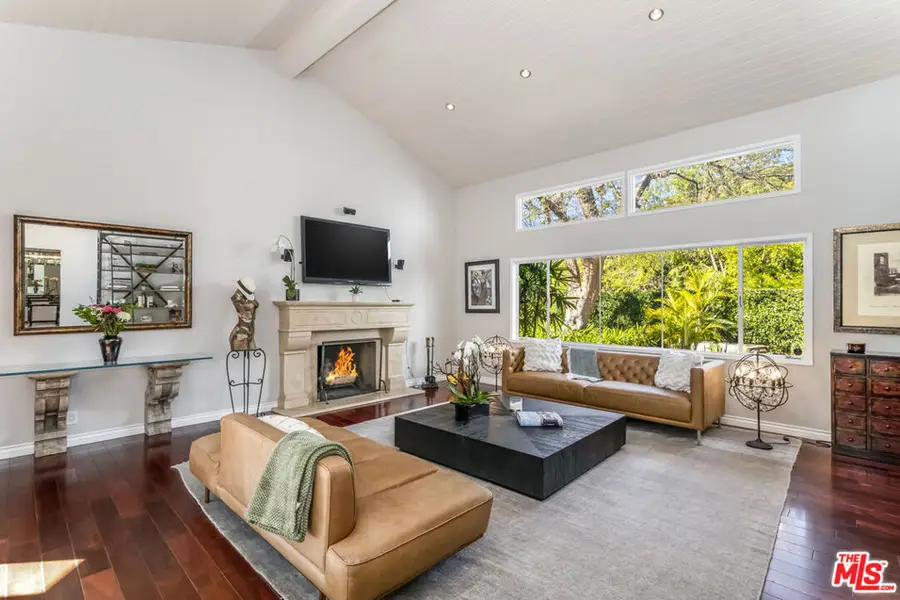 8606 Allenwood Road, Los Angeles, CA 90046 - #3