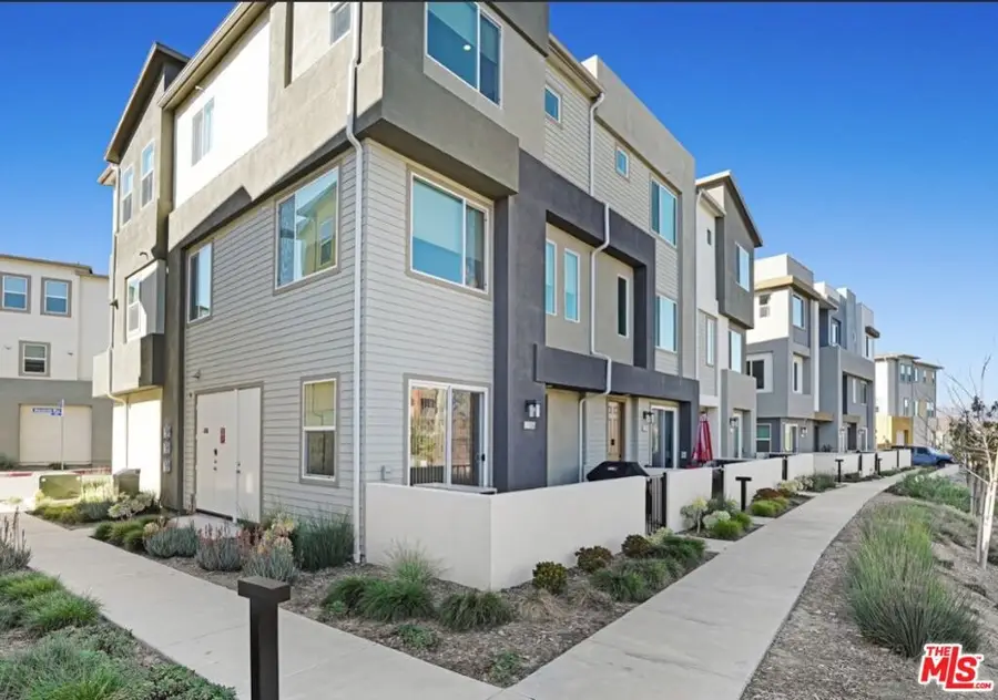 27566 Manzanita Way, Valencia, CA 91381 - #2