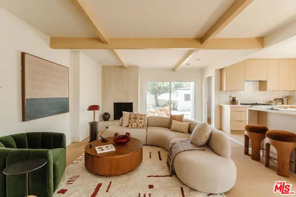 5250 Lemona Avenue, Sherman Oaks, CA 91411