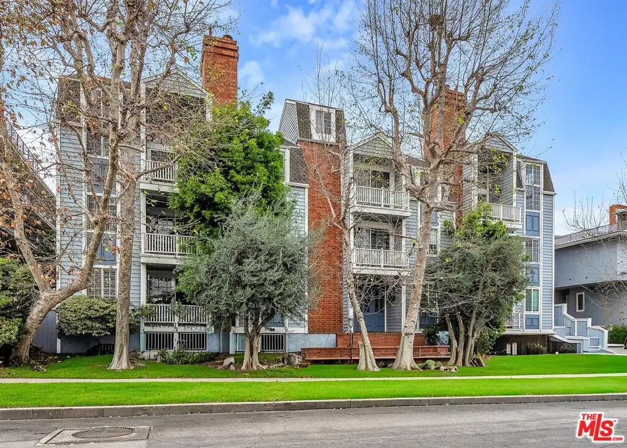 11667 Gorham Avenue #203, Los Angeles, CA 90049 - #2