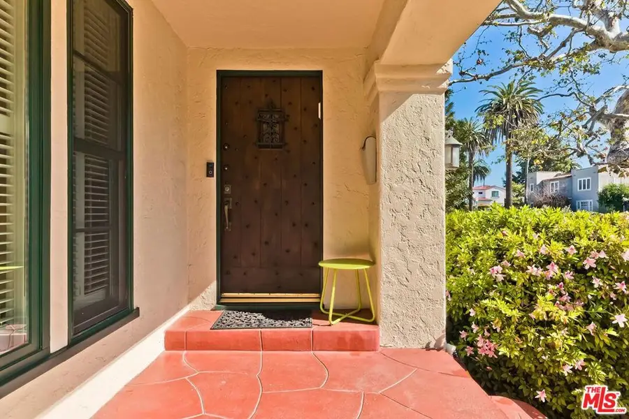 10575 Cushdon Avenue, Los Angeles, CA 90064 - #3