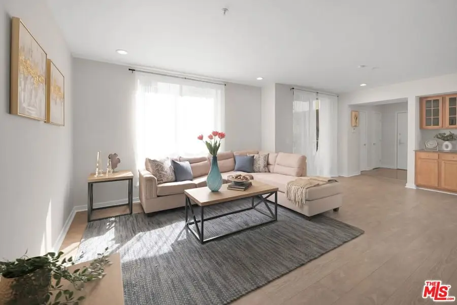 1222 S Westgate Avenue #204, Los Angeles, CA 90025 - #3