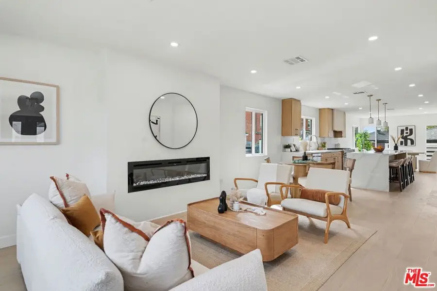 2831 Overland Avenue, Los Angeles, CA 90064 - #3