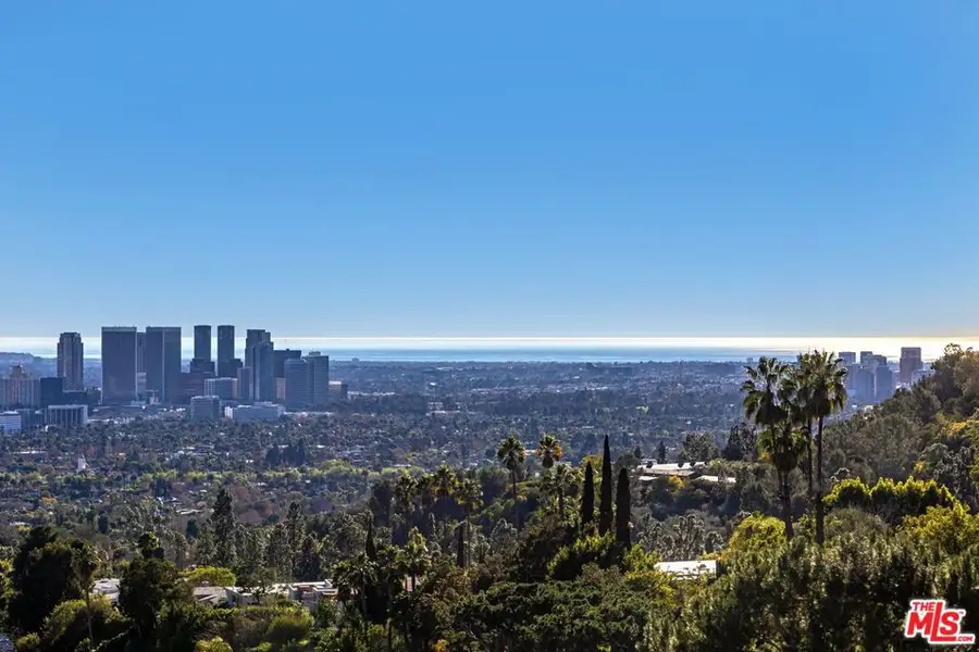 1654 N Doheny Drive, Los Angeles, CA 90069 - #3