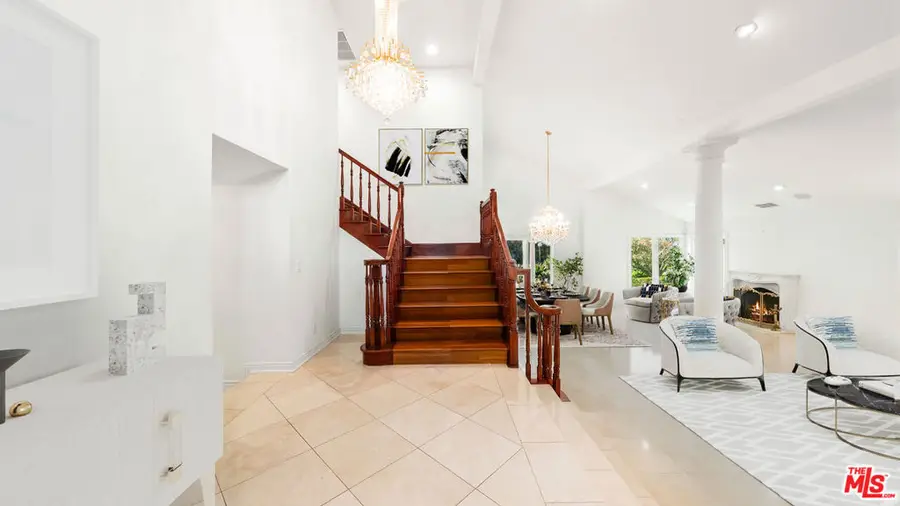 16230 Meadowcrest Road, Sherman Oaks, CA 91403 - #3
