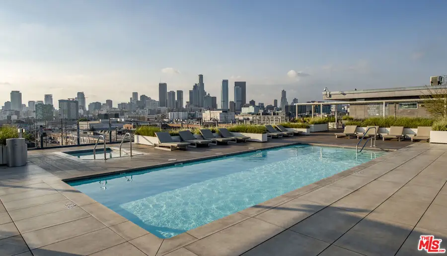 527 Molino Street #202, Los Angeles, CA 90013 - #2