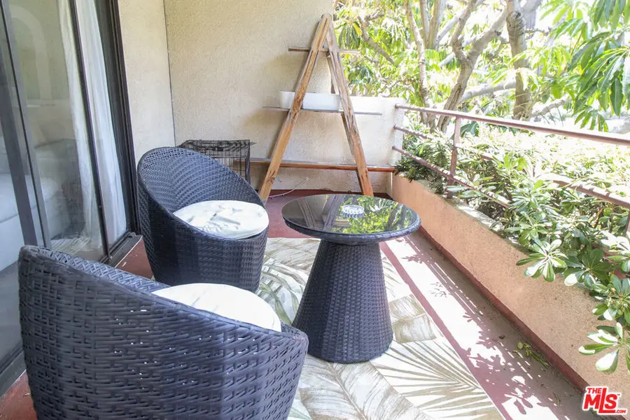 1312 S Saltair Avenue #102, Los Angeles, CA 90025 - #3