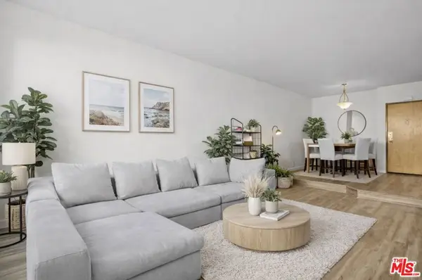 19009 Sherman Way #2, Reseda, CA 91335