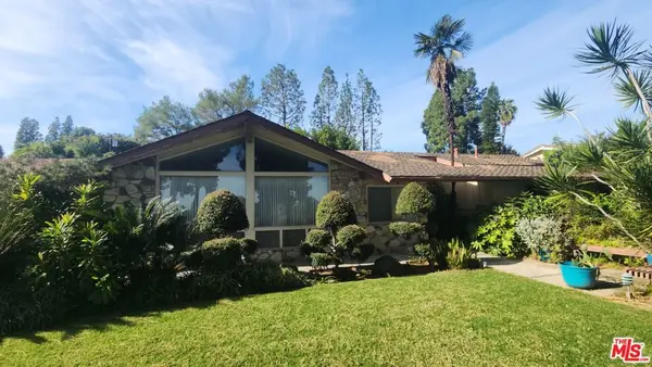 2341 Terraza Place, Fullerton, CA 92835