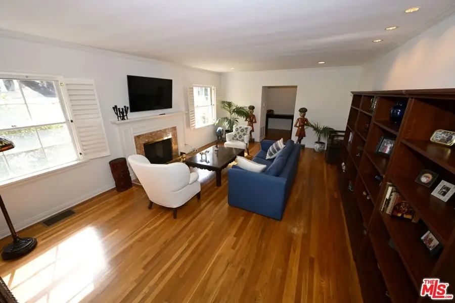 172 S Woodburn Drive, Los Angeles, CA 90049 - #2