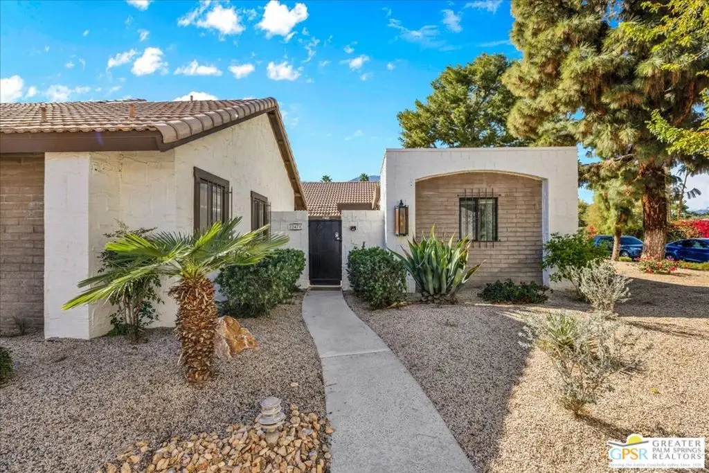 2247 Miramonte Circle #C, Palm Springs, CA 92264 - #1
