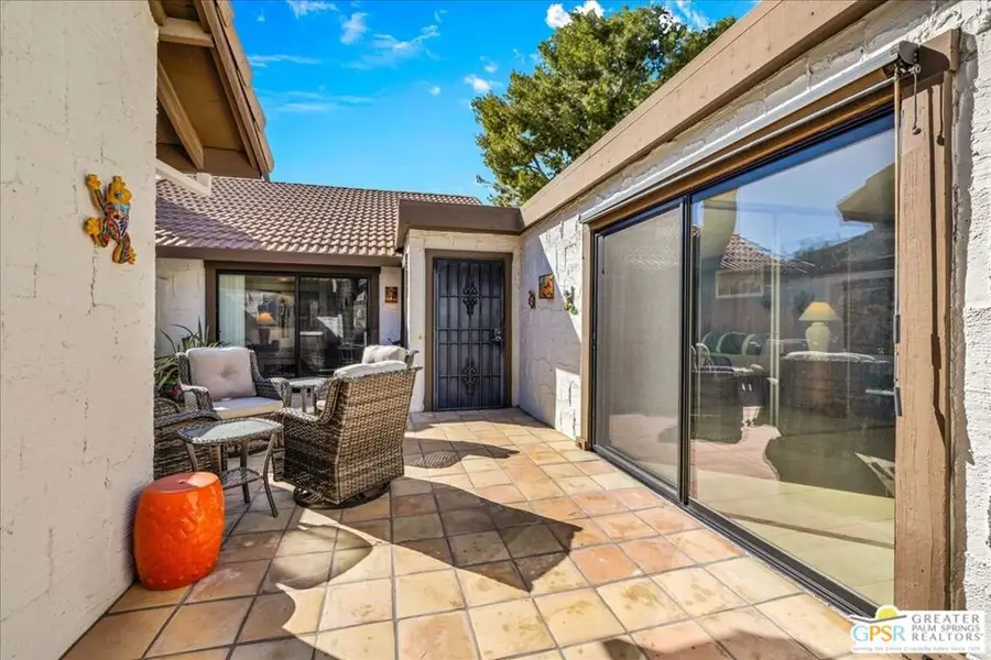 2247 Miramonte Circle #C, Palm Springs, CA 92264 - #3