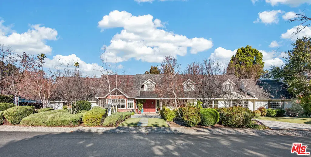 5119 Quakertown Avenue, Woodland Hills, CA 91364 - #1