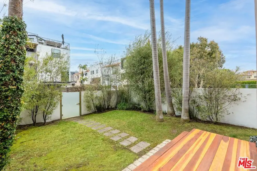 28 Westwind Street, Marina Del Rey, CA 90292 - #3