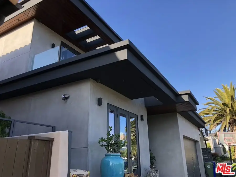 1625 18th Street, Manhattan Beach, CA 90266 - #2